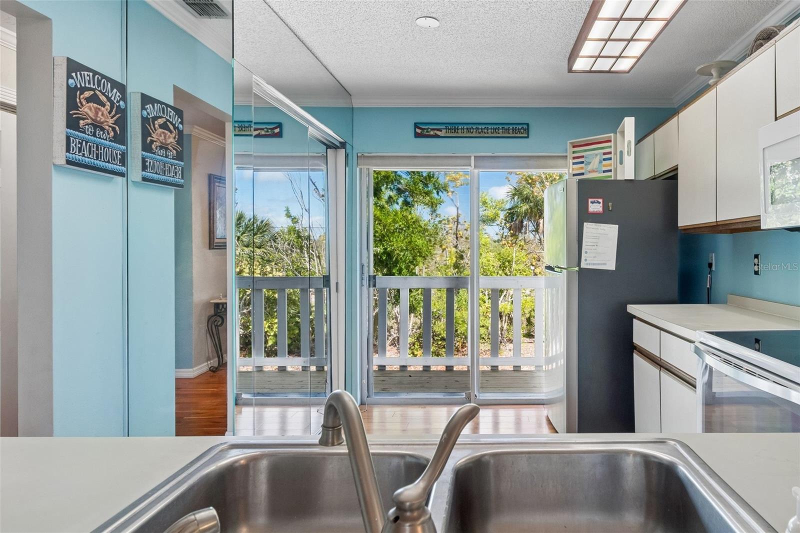 FLAMINGO CAY APTS AMD - Residential