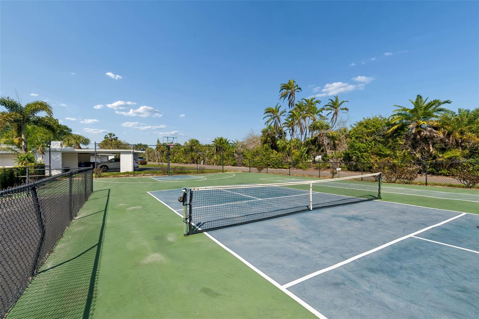 FLAMINGO CAY APTS AMD - Residential