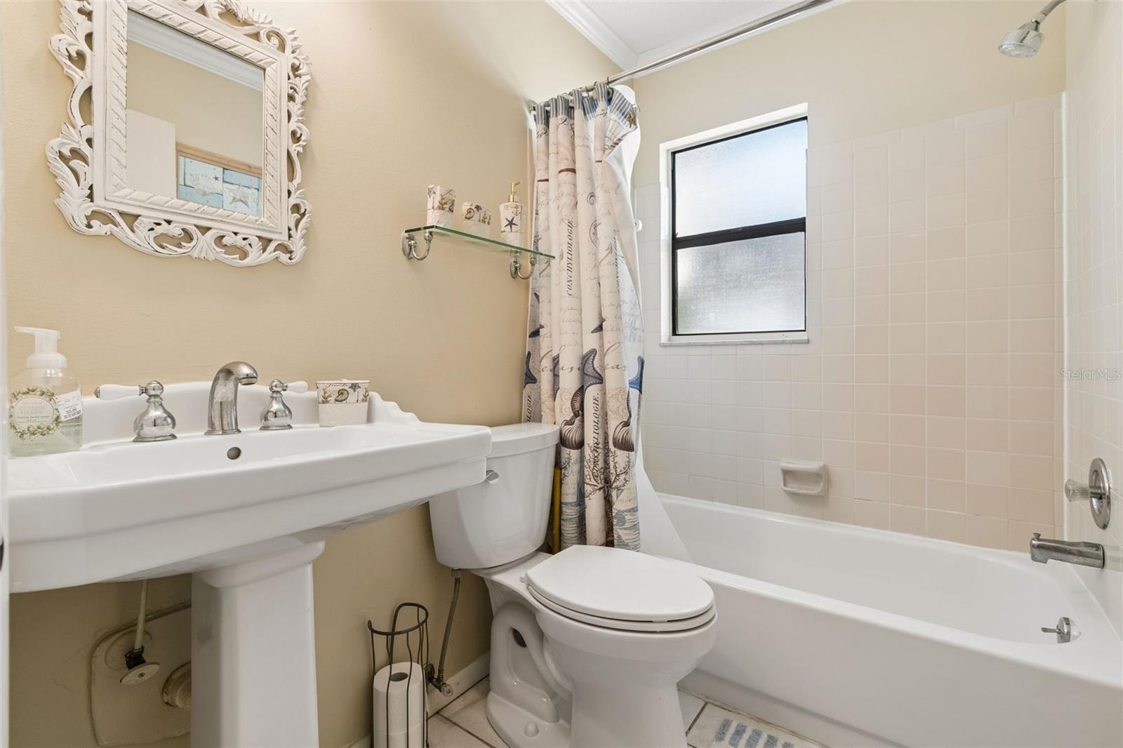 FLAMINGO CAY APTS AMD - Residential