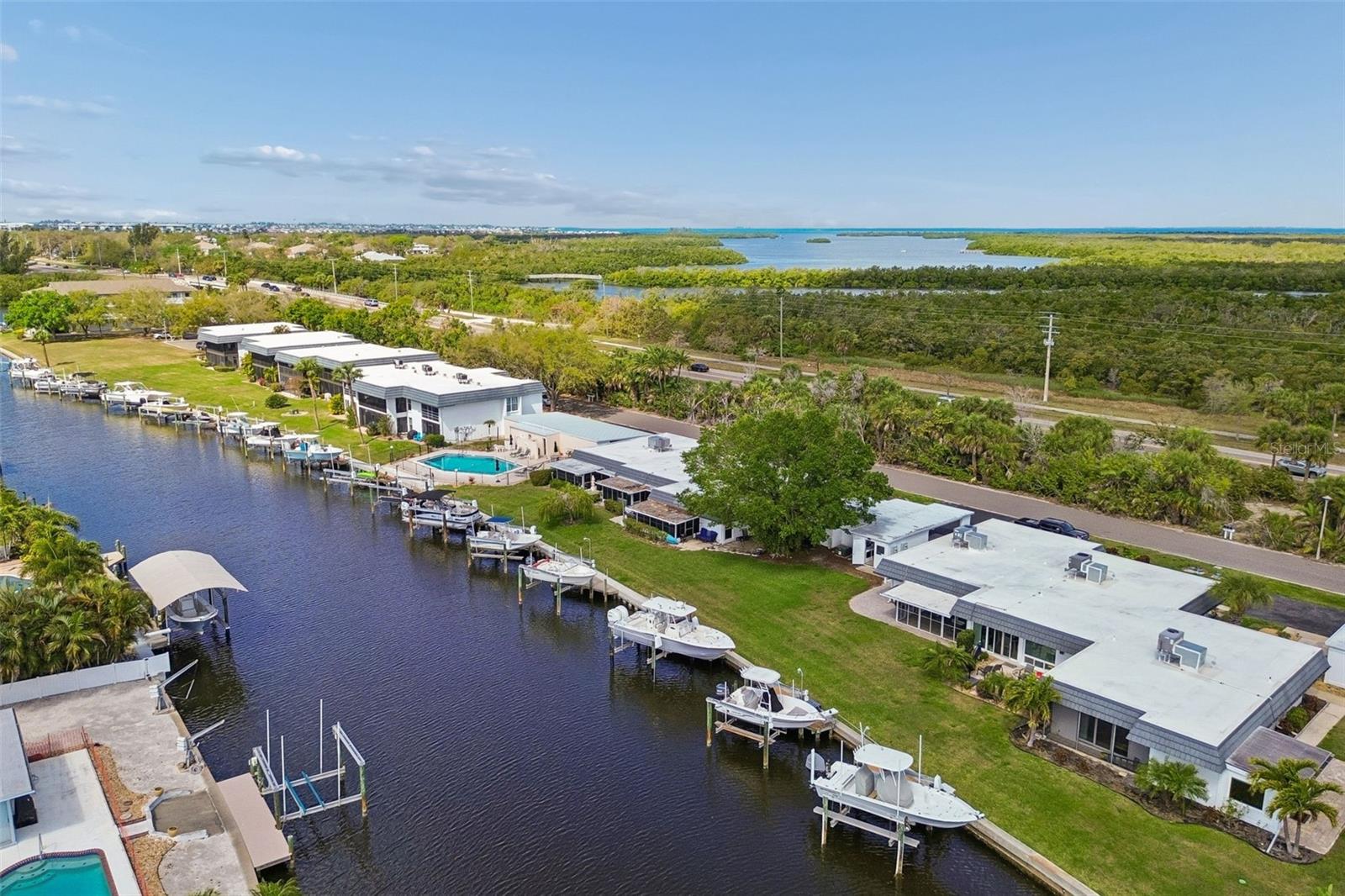 FLAMINGO CAY APTS AMD - Residential