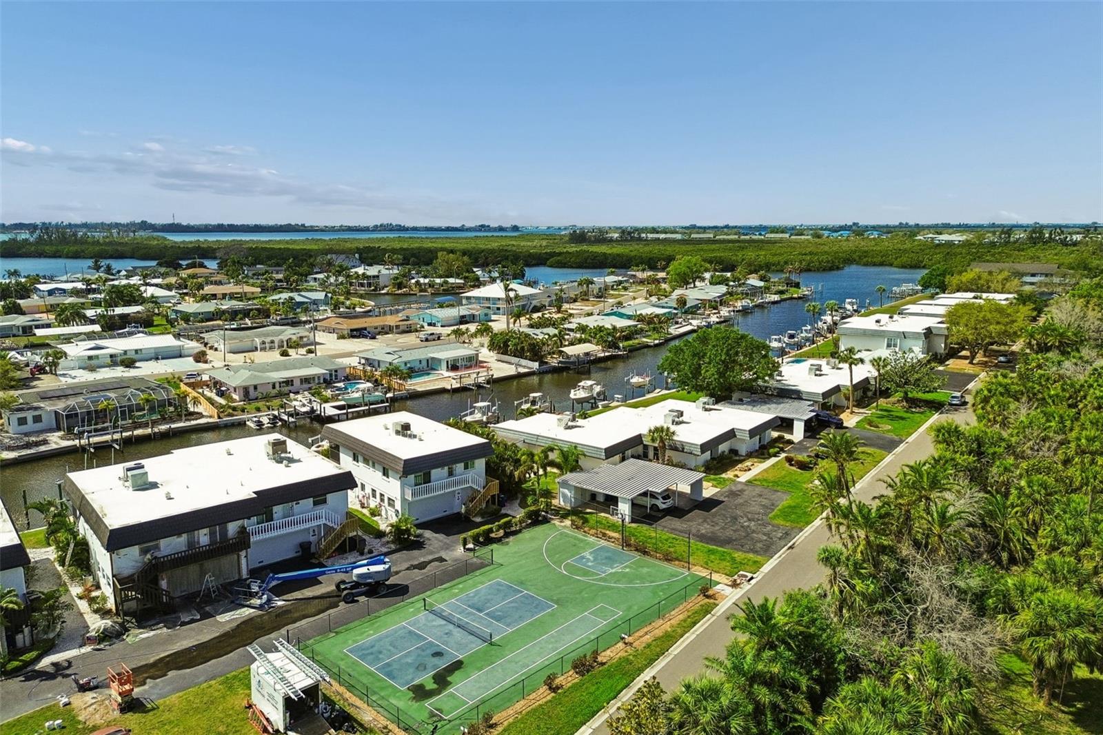 FLAMINGO CAY APTS AMD - Residential