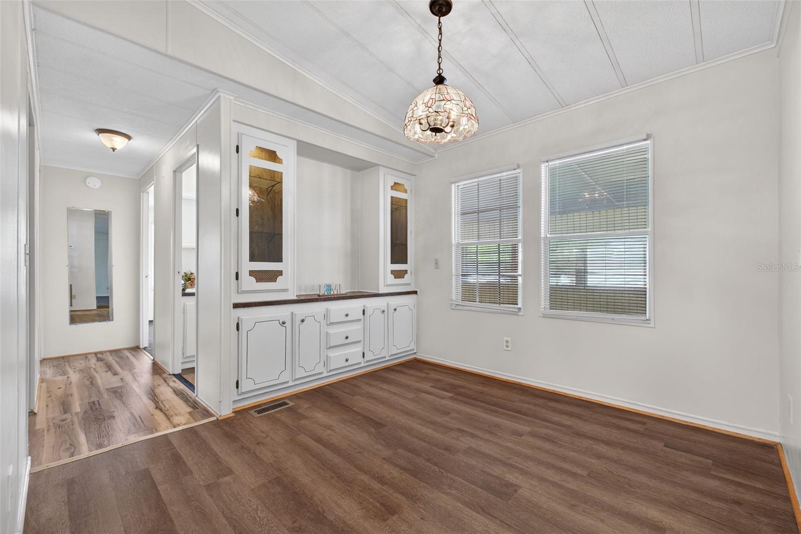 MARIANA WOODS - Residential