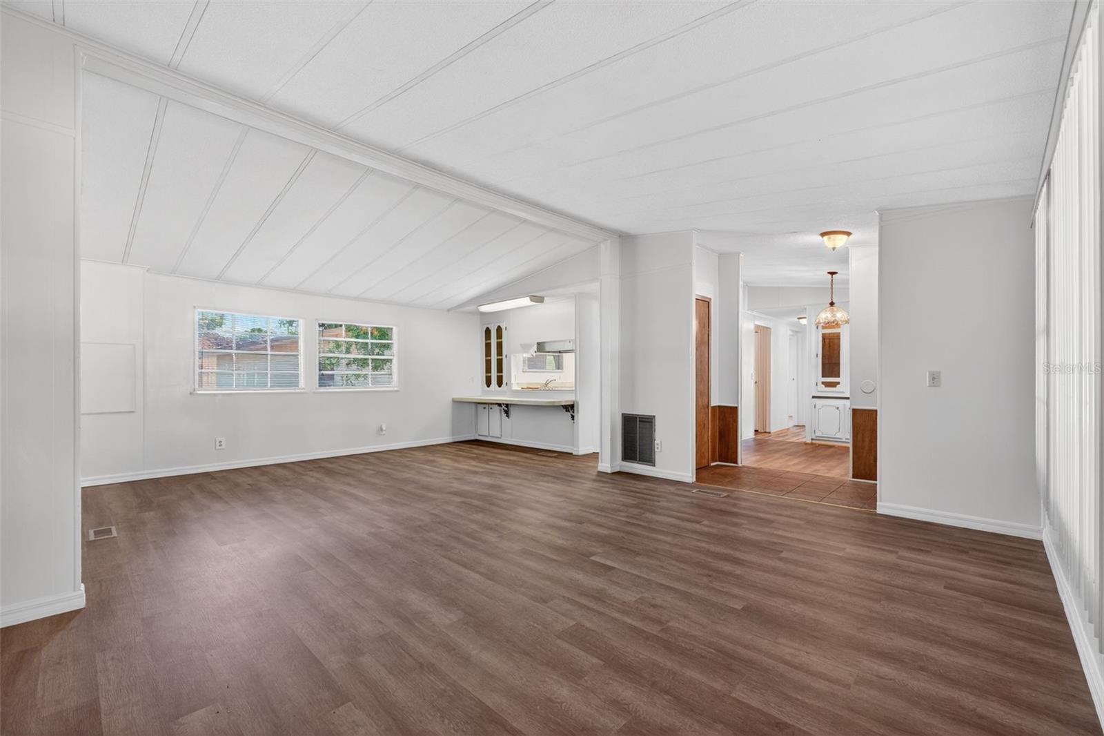 MARIANA WOODS - Residential