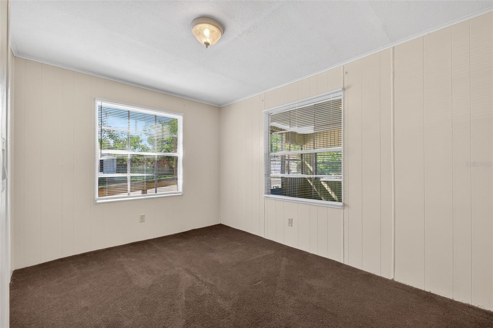 MARIANA WOODS - Residential