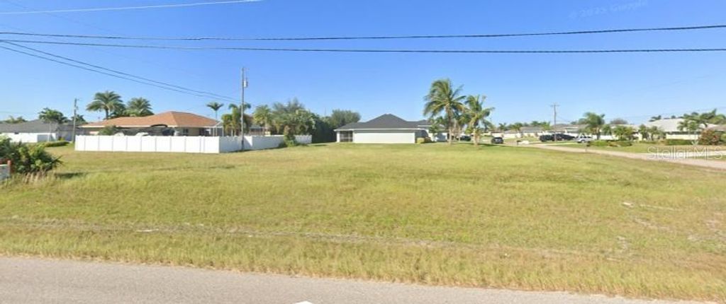 Photo of 2000 SW 30th Street, Cape Coral, FL 33914 (MLS # A4683462)