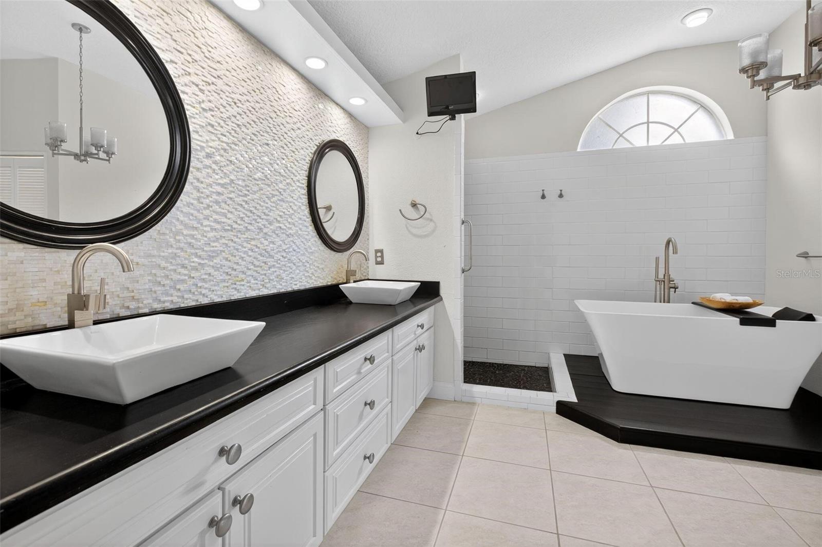 CHEVY CHASE ESTATES PH TWO - Residential