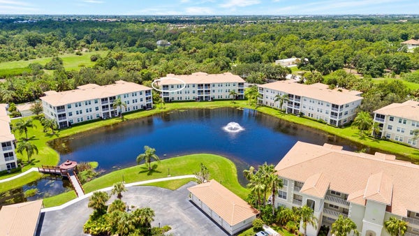 700 SAN LINO CIR UNIT 734, VENICE, FL 34292 - Image 0a63ff6d96d82aeb55dc717d7705a94f/2328576445