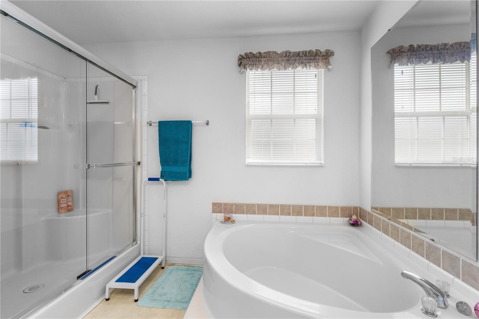 FOX GROVE FARMS - Residential