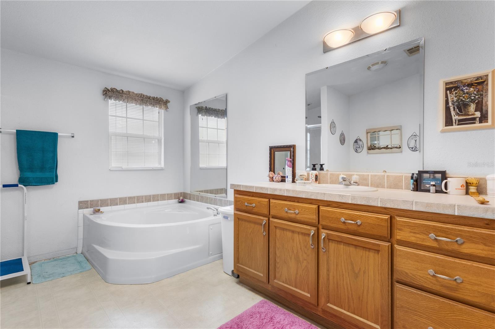 FOX GROVE FARMS - Residential