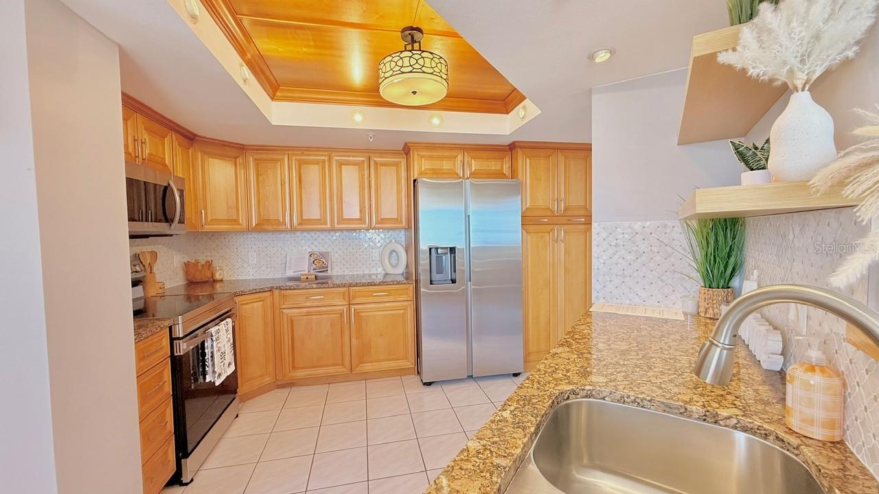 PELICAN BAY YACHT CLUB CONDO BLDG B - Residential