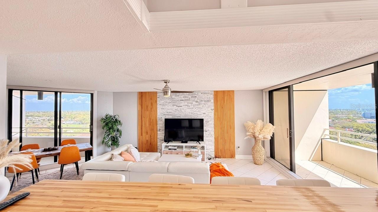 PELICAN BAY YACHT CLUB CONDO BLDG B - Residential