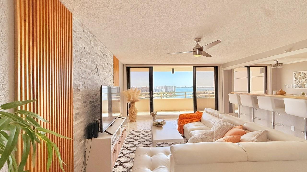 PELICAN BAY YACHT CLUB CONDO BLDG B - Residential