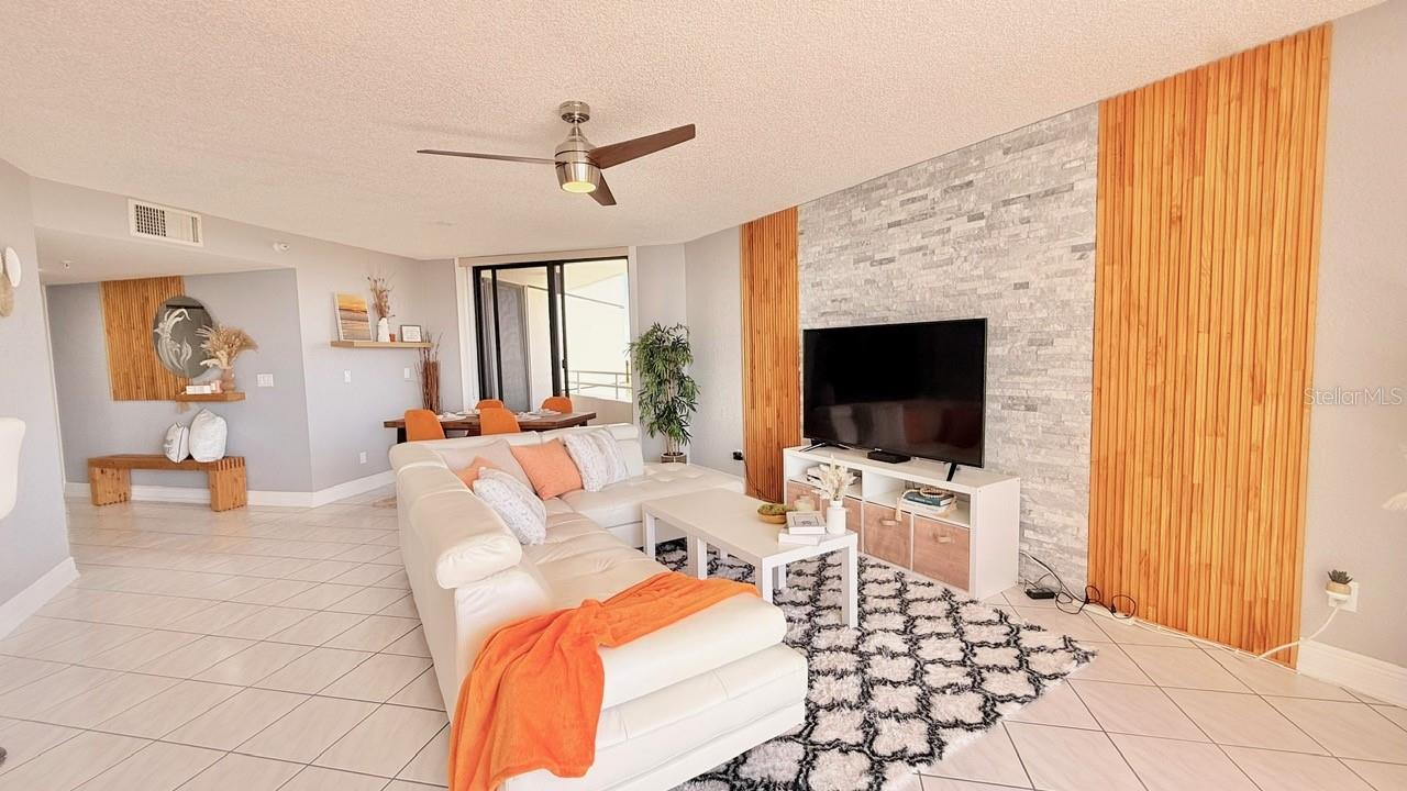 PELICAN BAY YACHT CLUB CONDO BLDG B - Residential