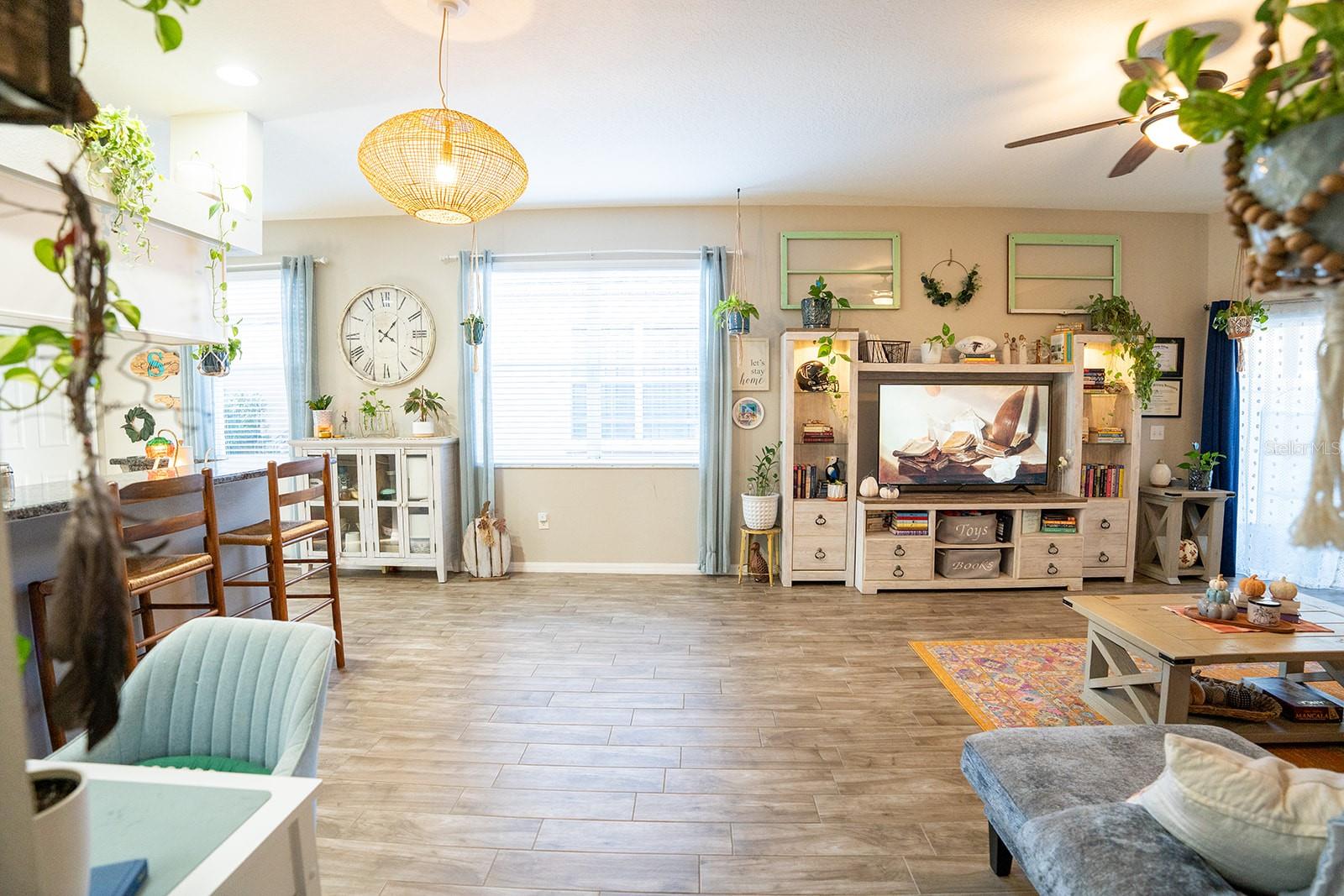 FISHHAWK RANCH PH 1 UNIT 6 - Residential