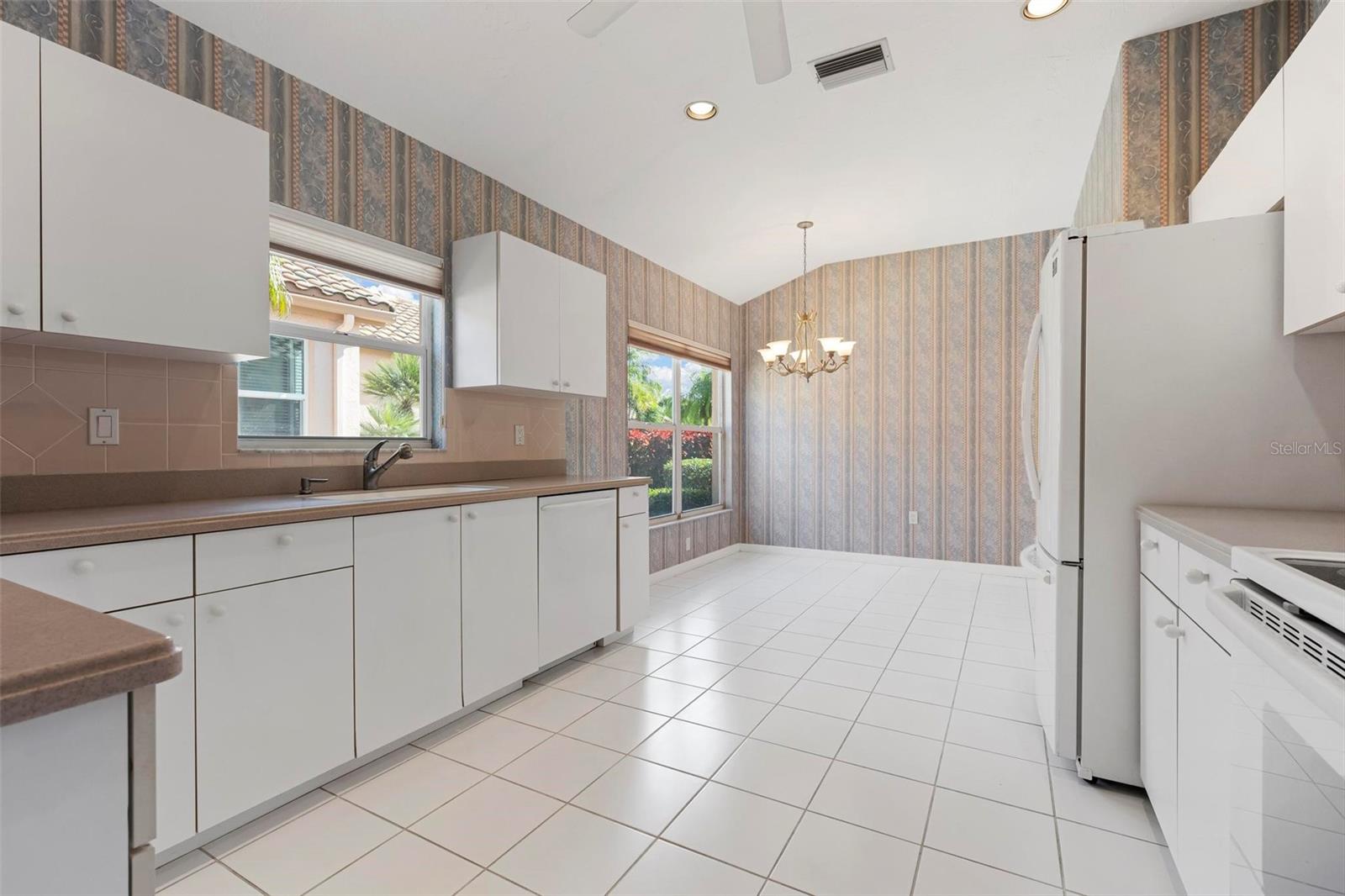 MIRA LAGO AT PALMER RANCH PH 2 - Residential Lease