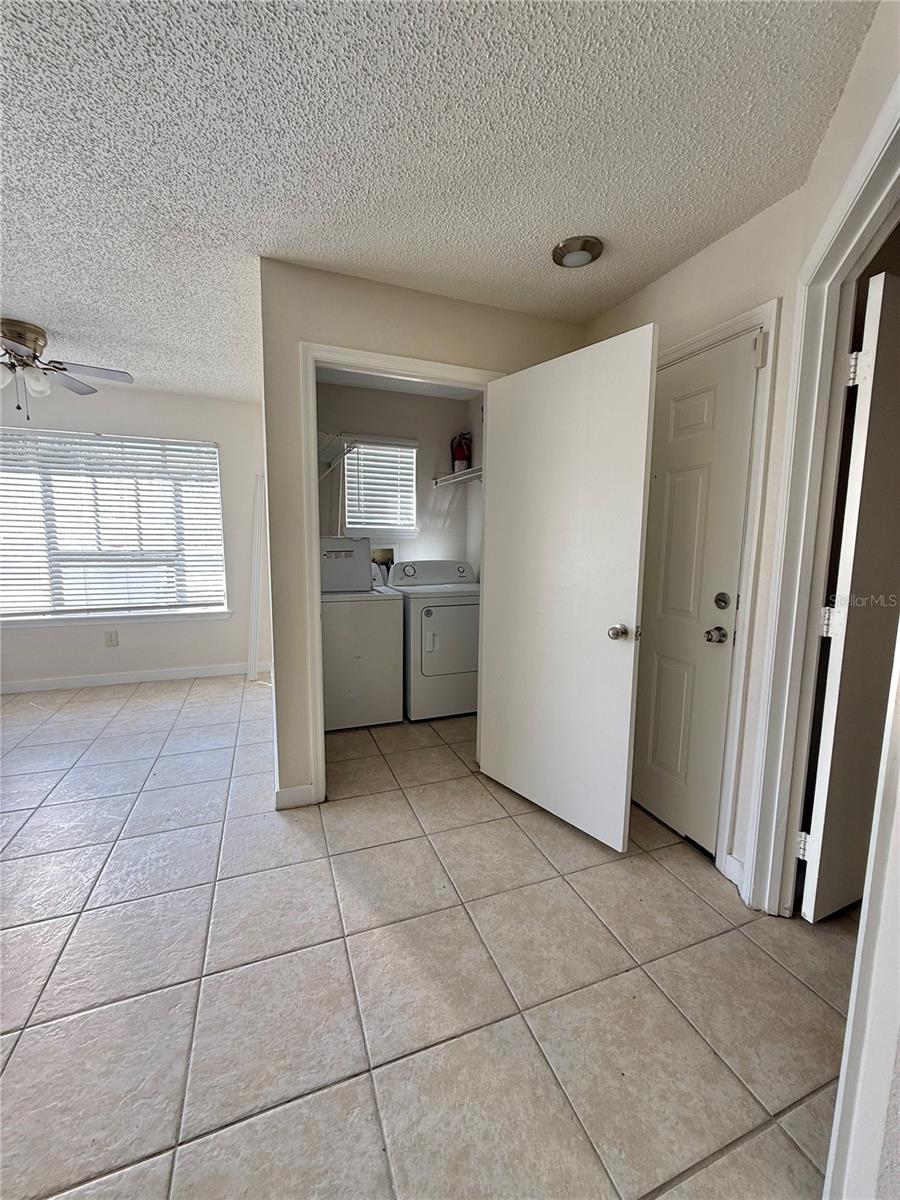 VILLAS DEL SOL AT KISS CONDO - Residential