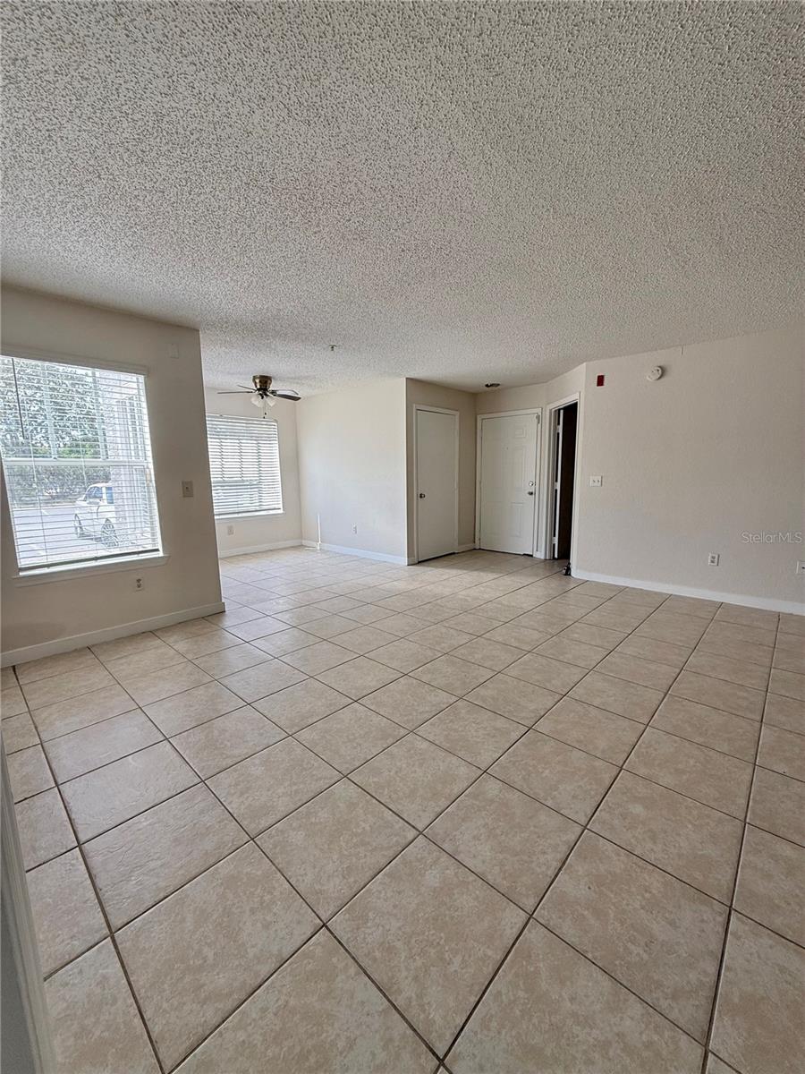 VILLAS DEL SOL AT KISS CONDO - Residential