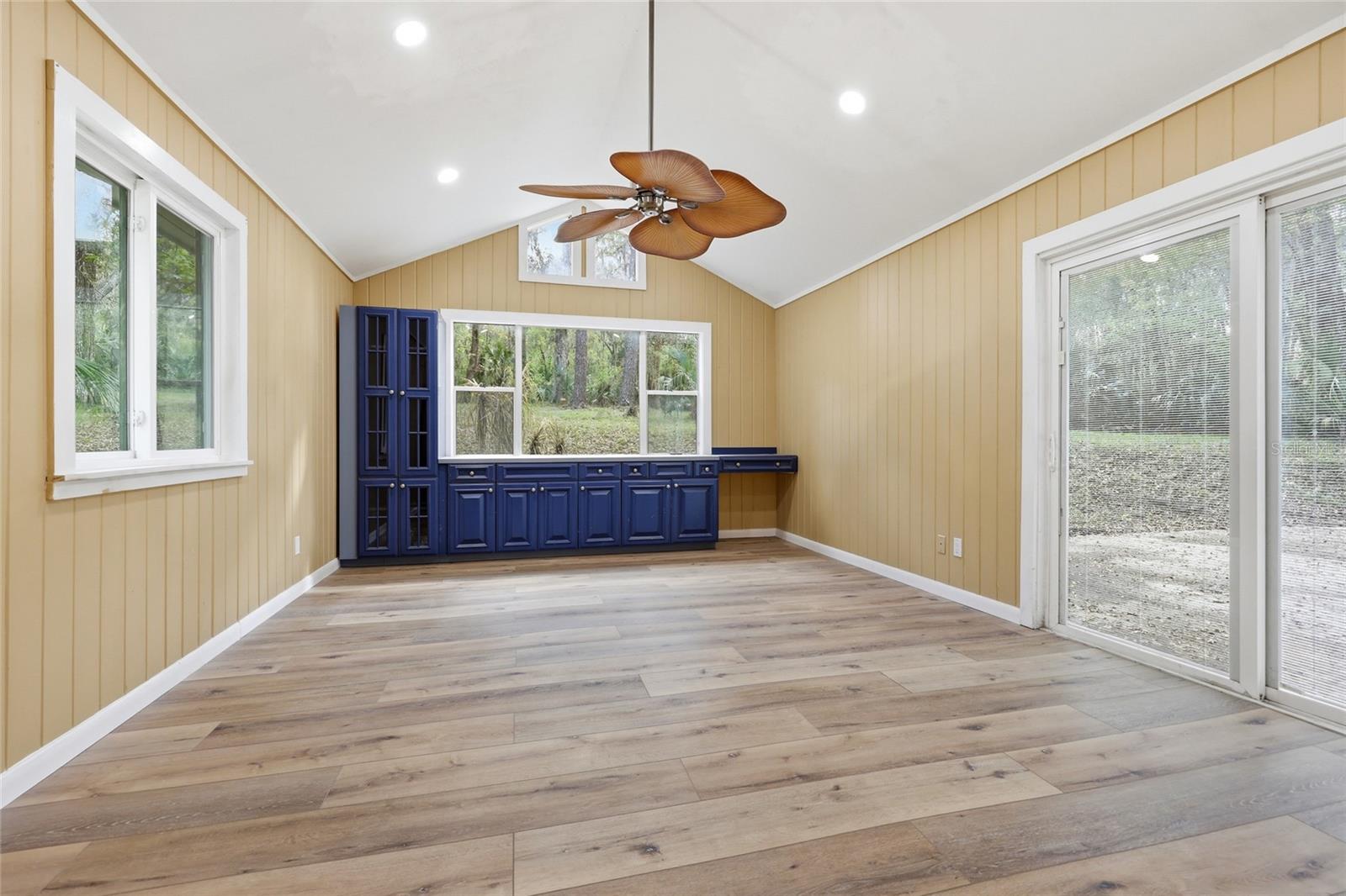 SIMONTON FARMS/CREEKSIDE - Residential