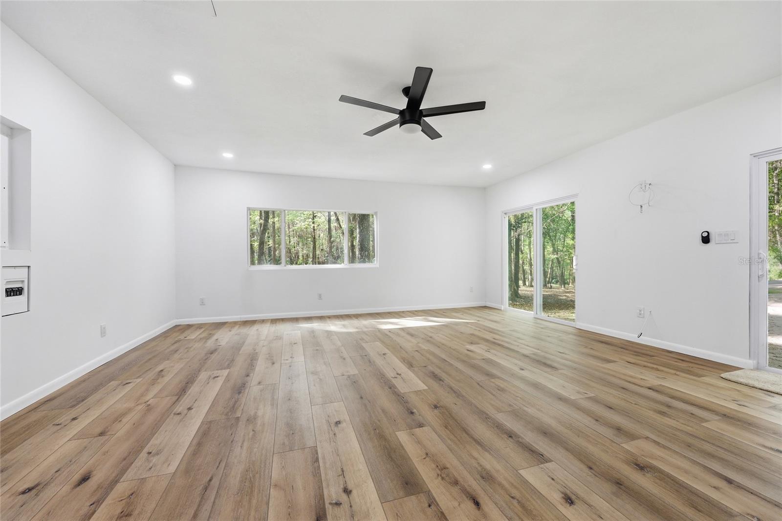 SIMONTON FARMS/CREEKSIDE - Residential