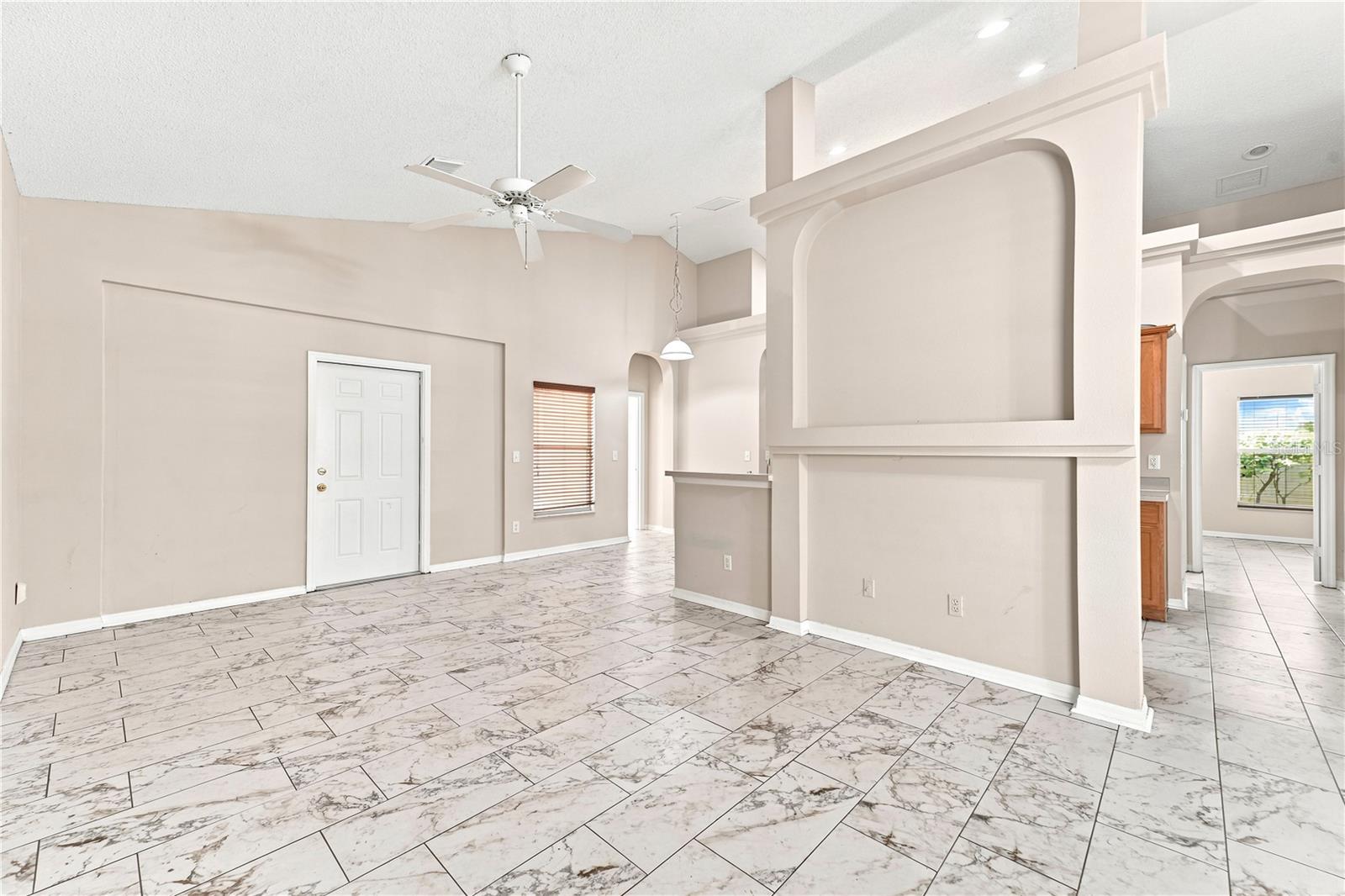 2155 KAYLAS COURT