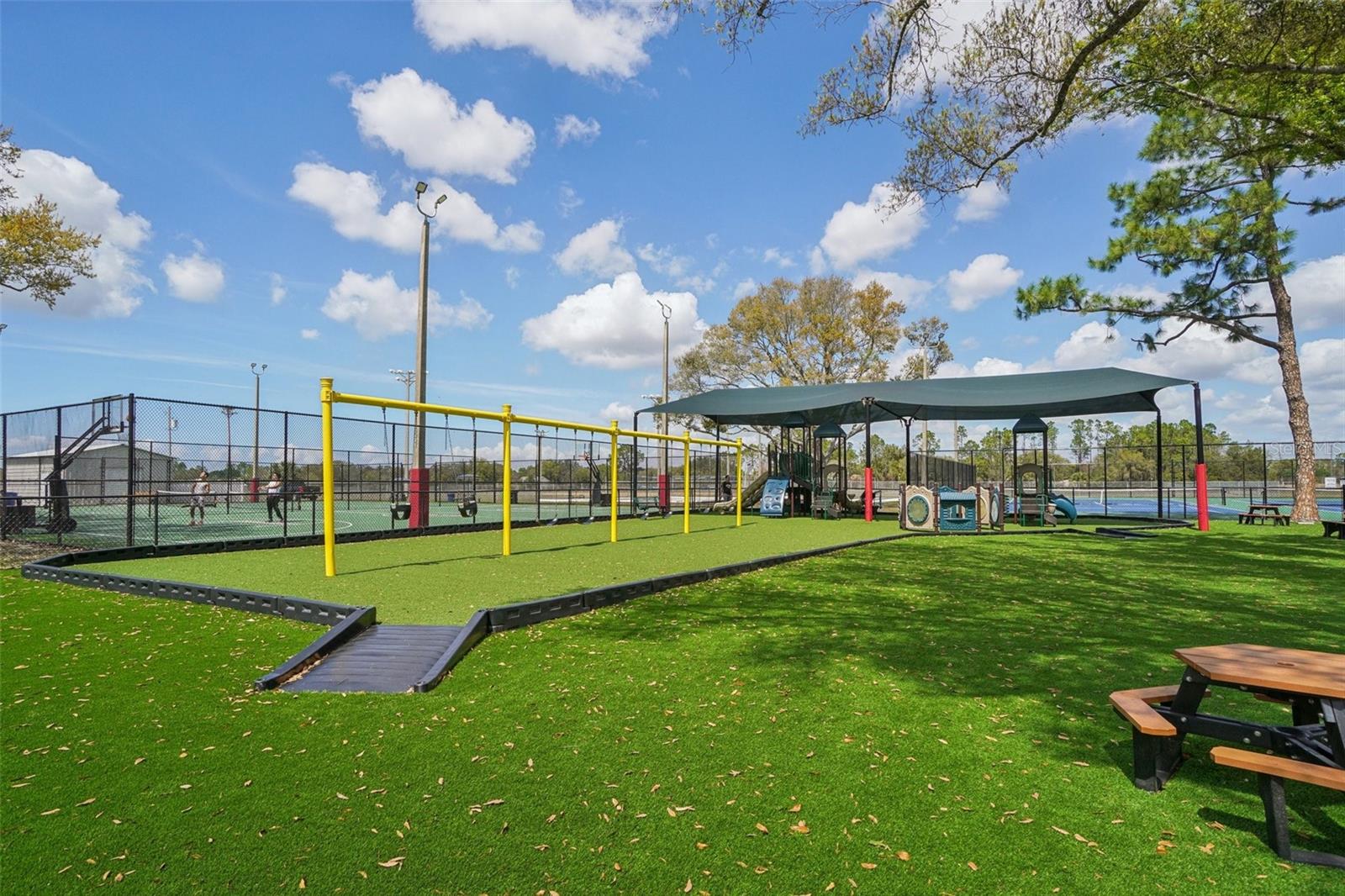 SUMMERFIELD VILLAGE 1 TR 2 - Residential