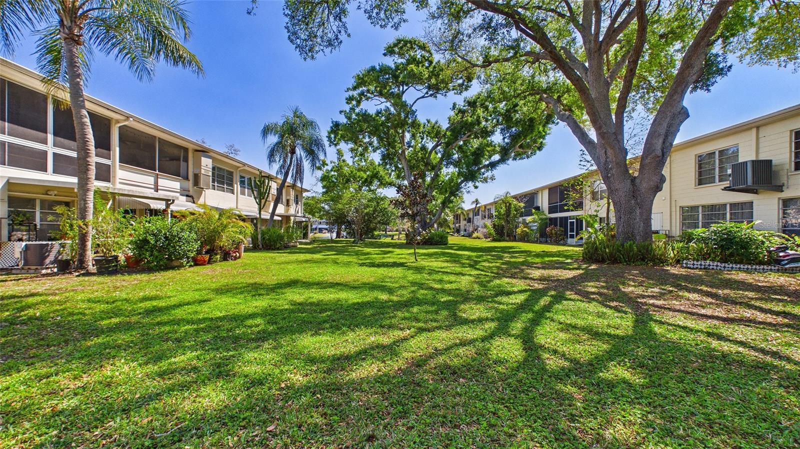 WESTGATE MANOR 1ST ADD - Residential