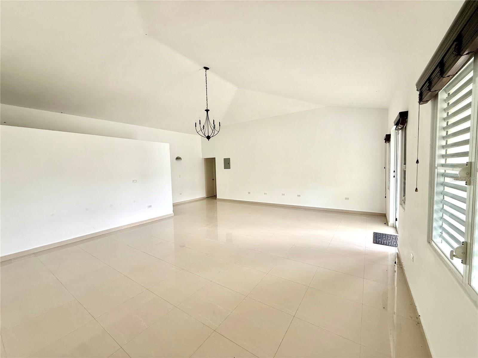 LINDO MAR - Residential