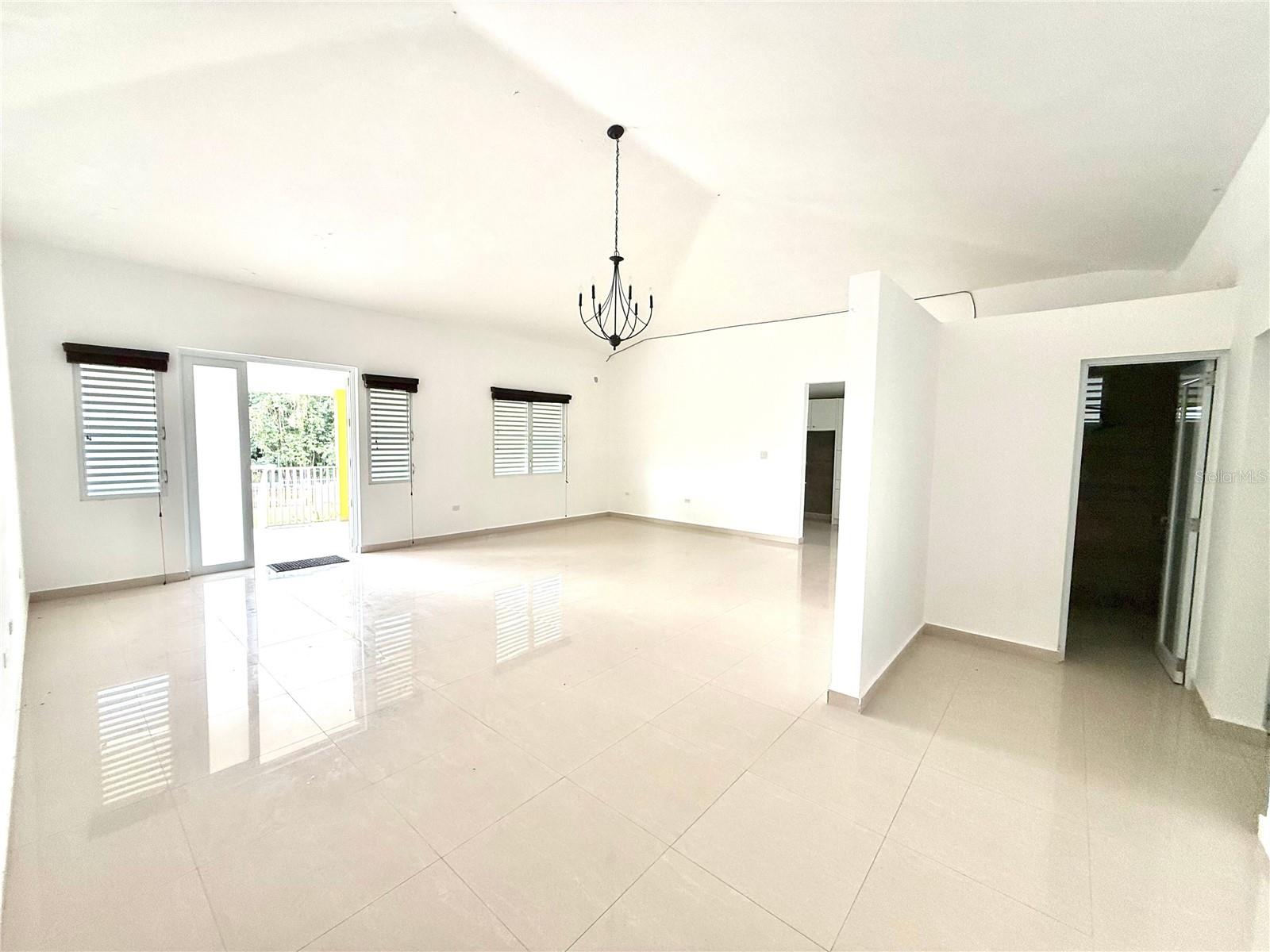 LINDO MAR - Residential