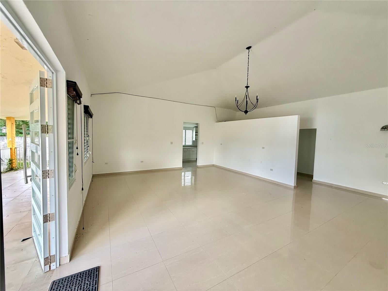 LINDO MAR - Residential