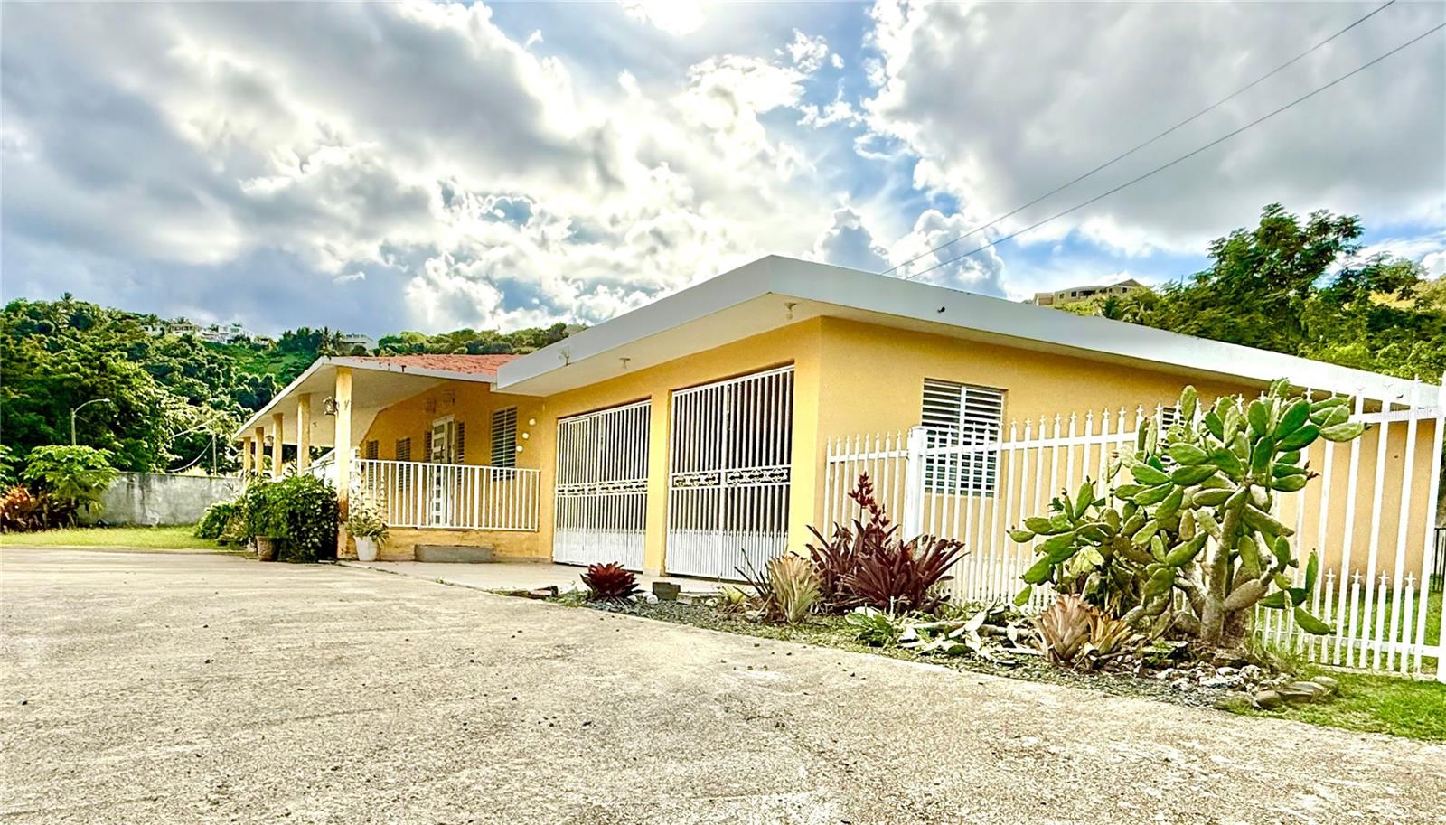 LINDO MAR - Residential