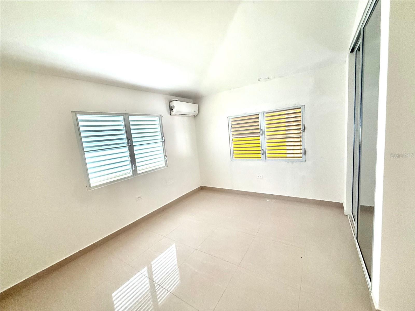 LINDO MAR - Residential