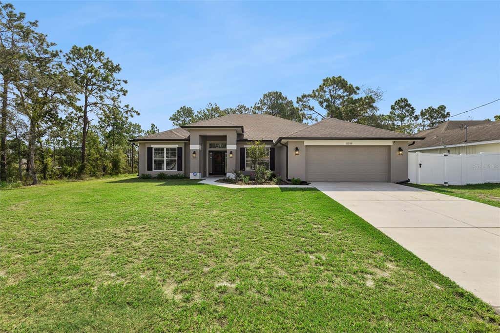 Photo of 11268 Kodiak Wren Road, Weeki Wachee, FL 34614 (MLS # G5115832)