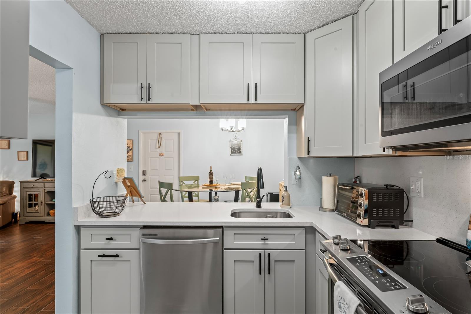 PINE RIDGE AT LAKE TARPON VILLAGE - Residential