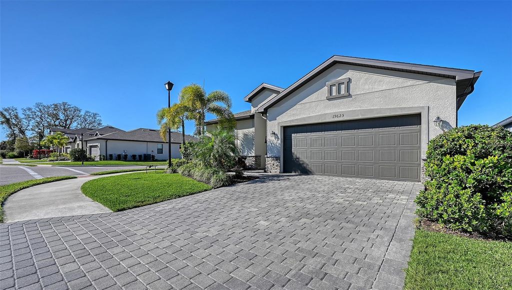Photo of 19625 Fishhawk Trail, Venice, FL 34293 (MLS # A4679539)