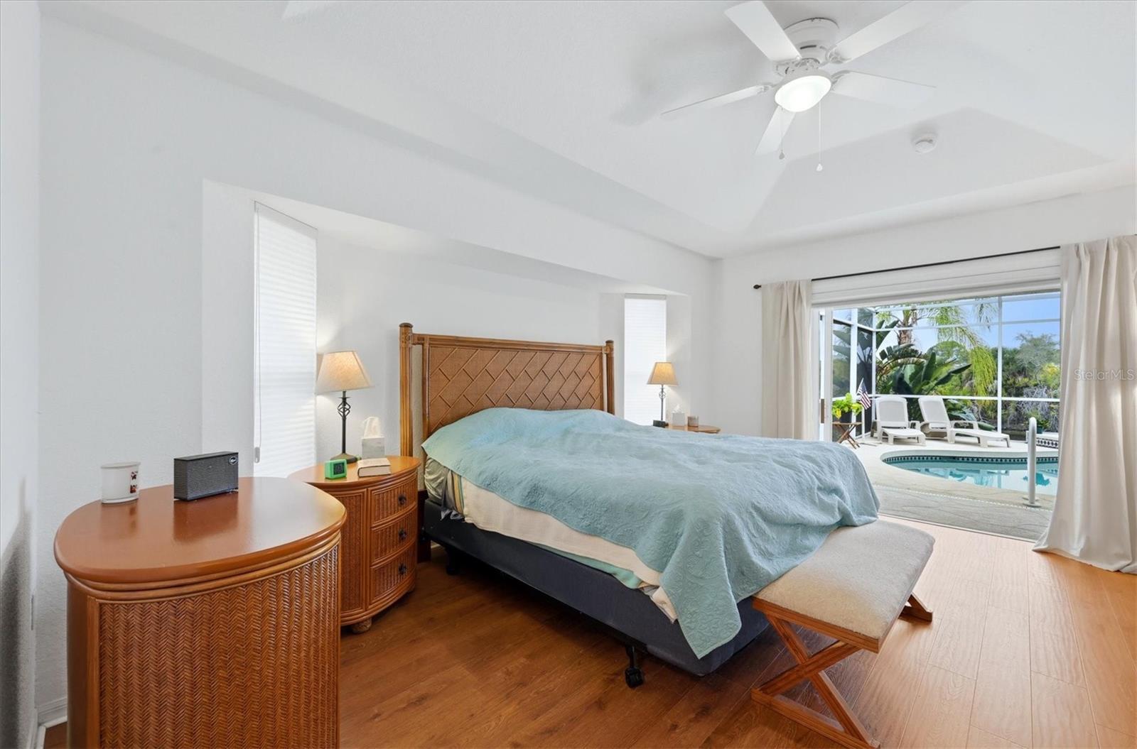 ROTONDA LAKES - Residential