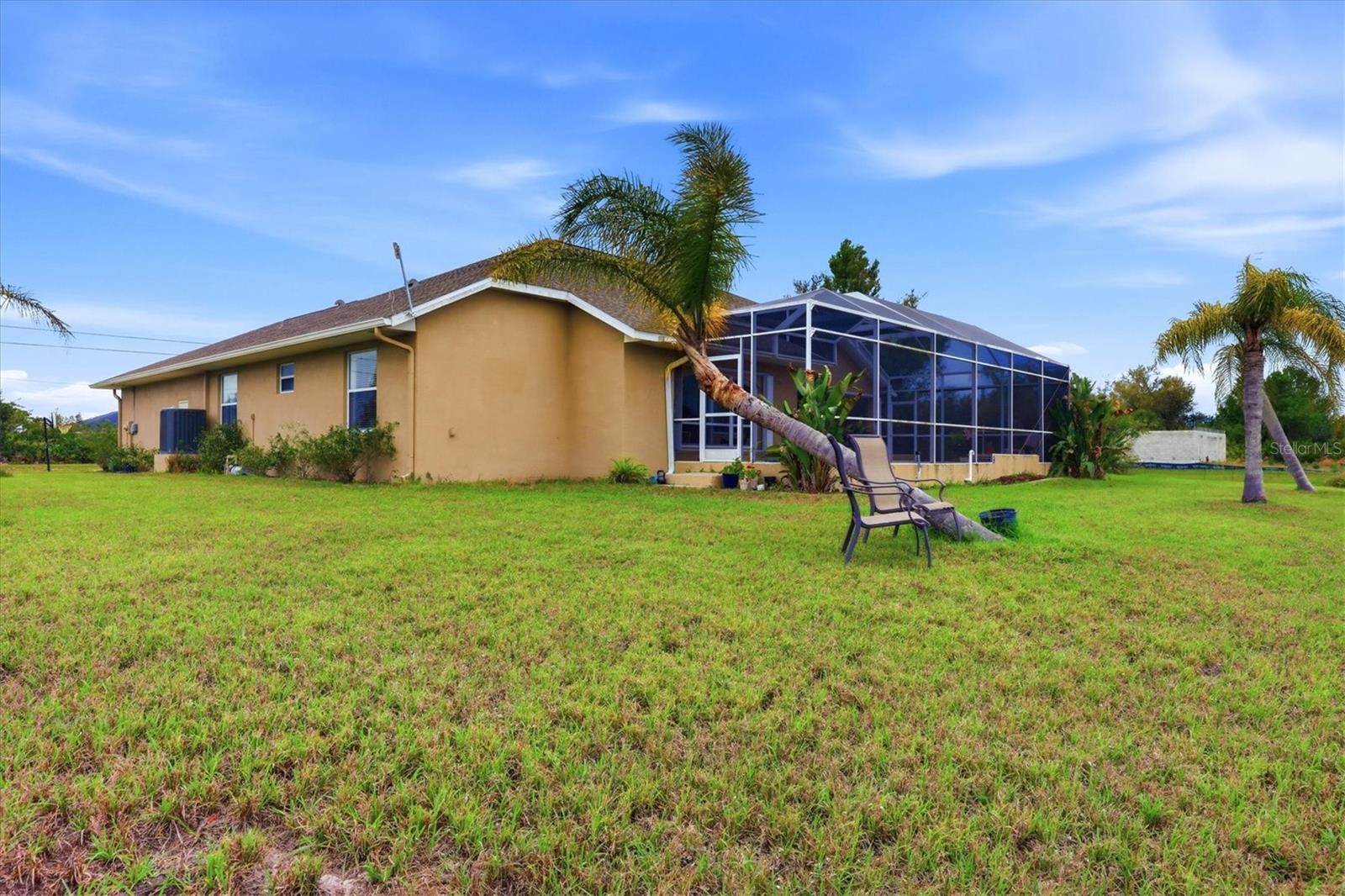 ROTONDA LAKES - Residential