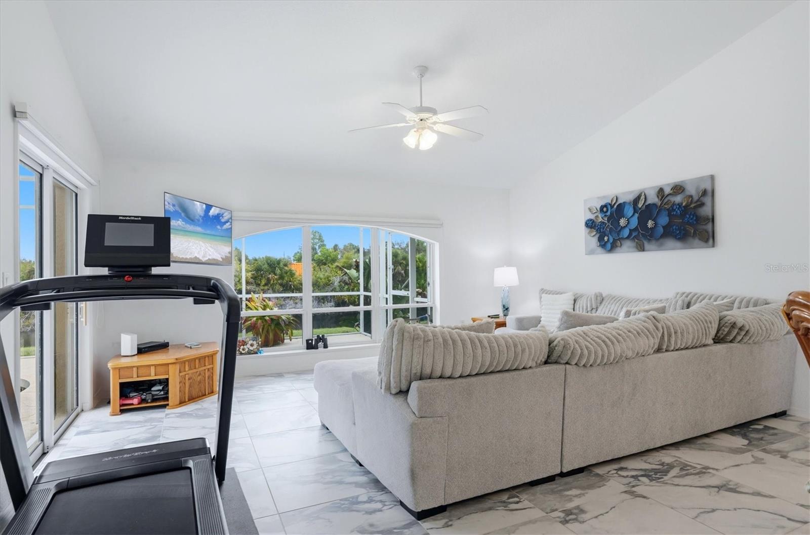 ROTONDA LAKES - Residential