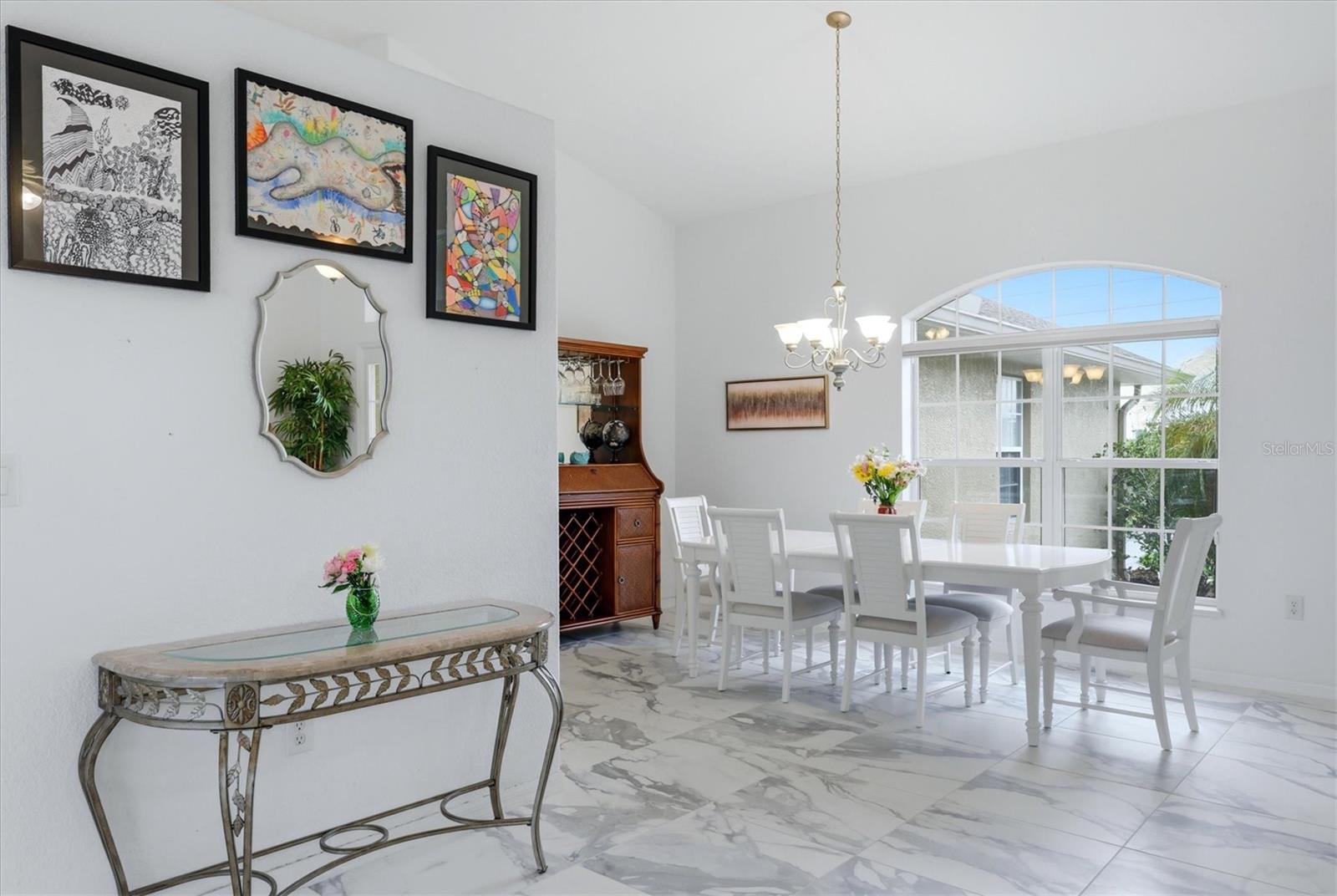 ROTONDA LAKES - Residential