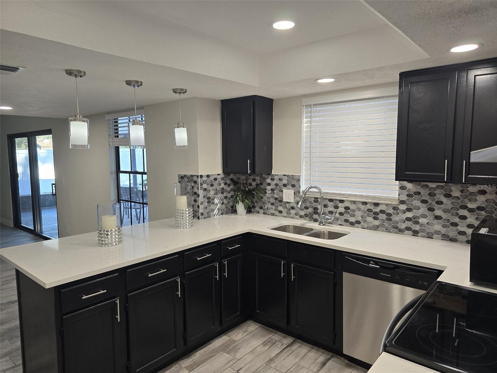 541 EMBERWOOD DRIVE