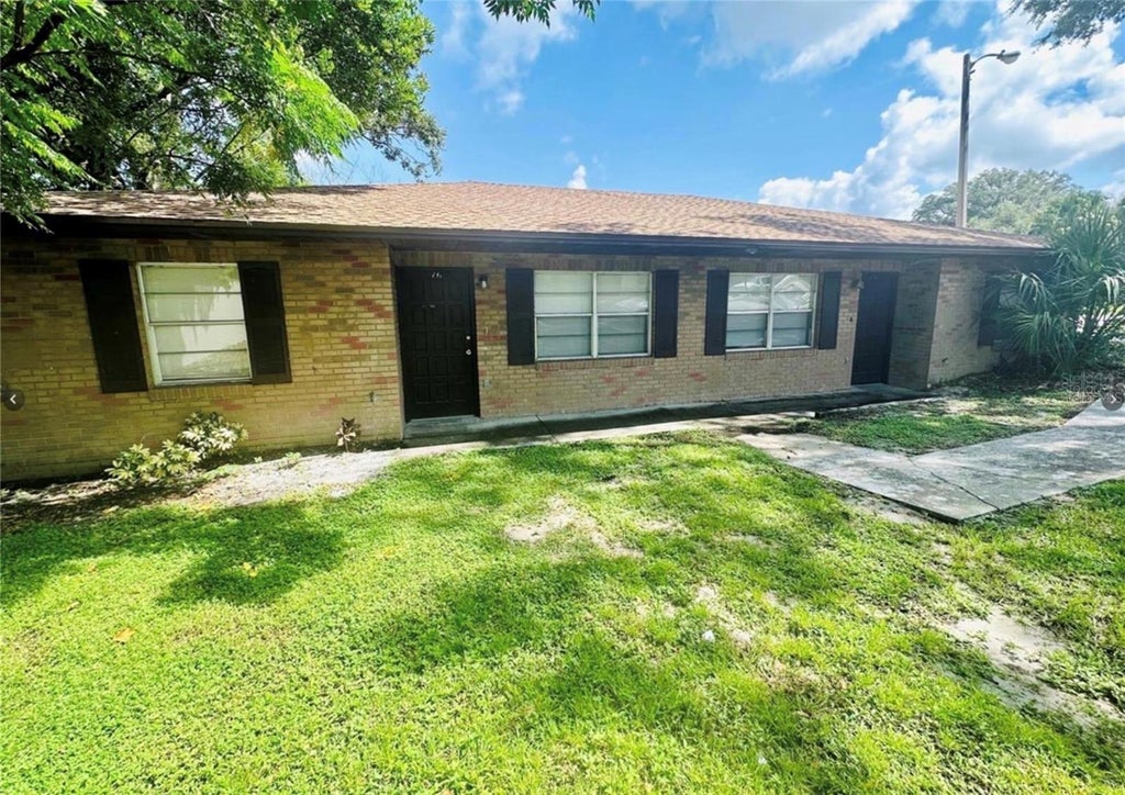 Photo of 101 Lake Hunter Drive #15 &amp; 16, Lakeland, FL 33803 (MLS # O6453149)