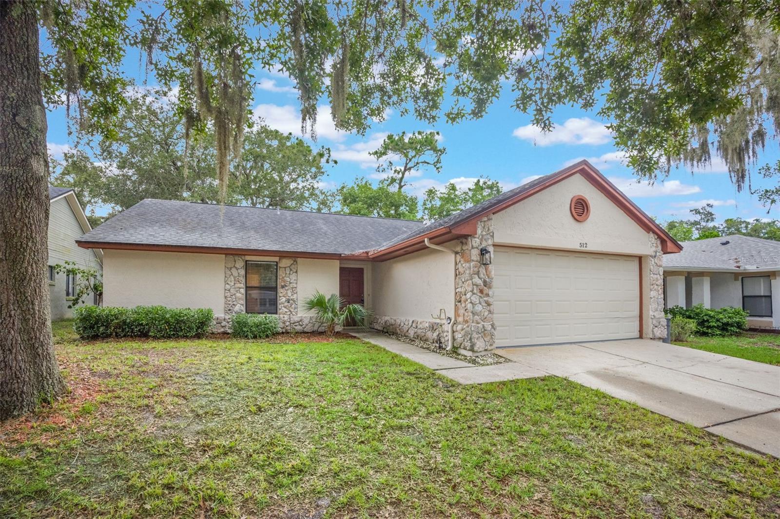 512 HOLBROOK CIRCLE