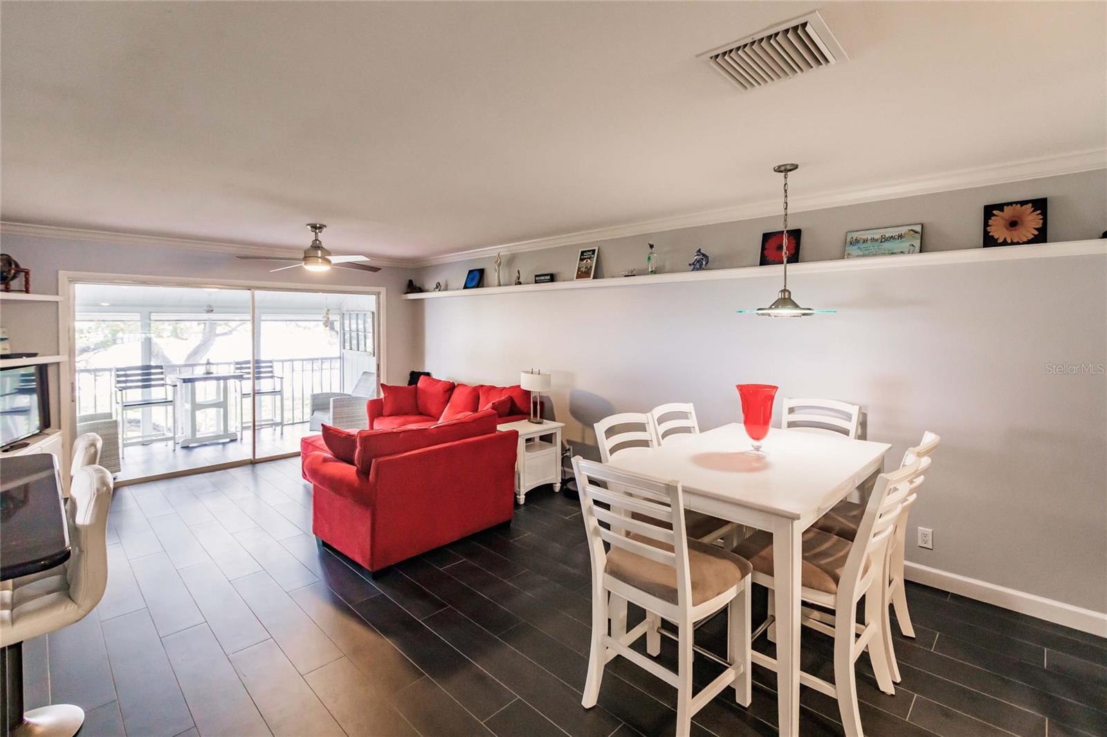 6053 E PEPPERTREE WAY 118