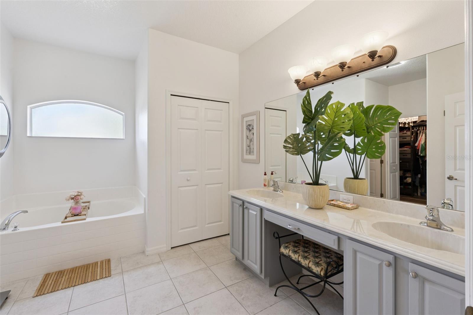 SKYWAY TERRACE ADD - Residential