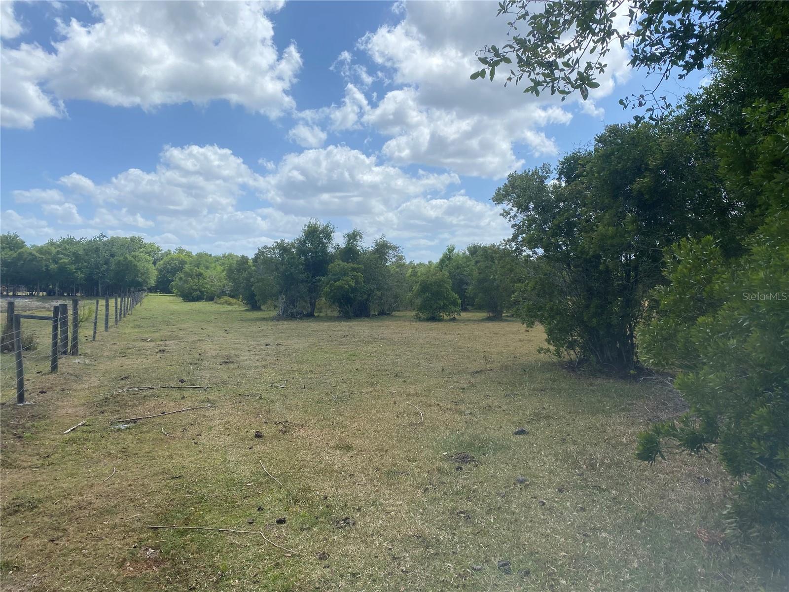 ARCADIA PARK SEC B - Land