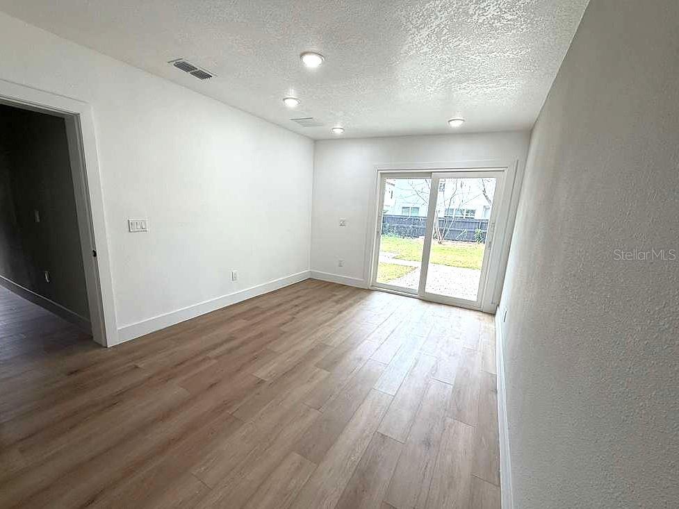 DIXIE TERRACE - Residential