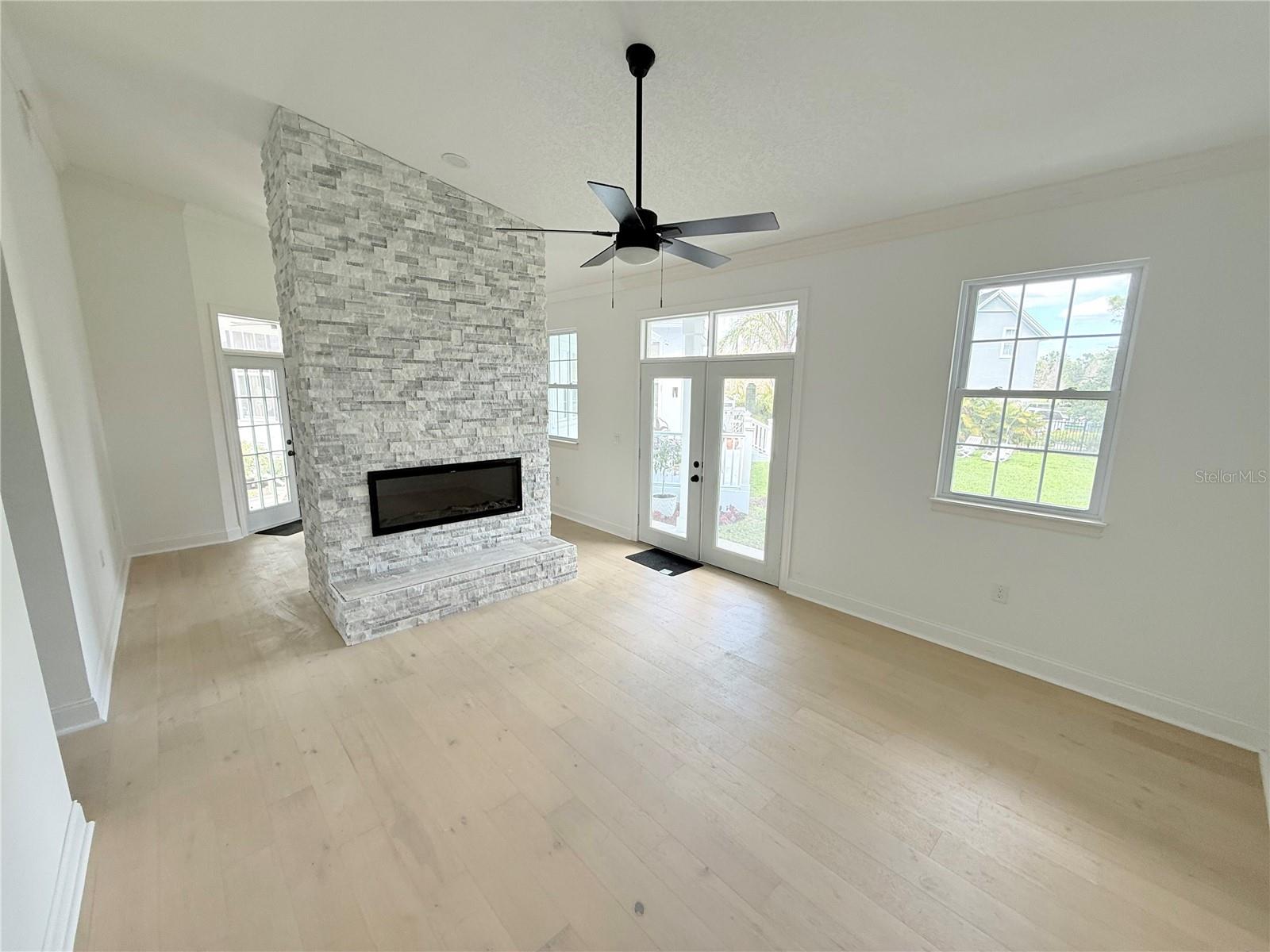 CELEBRATION EAST VILLAGE UNIT 1 - Residential