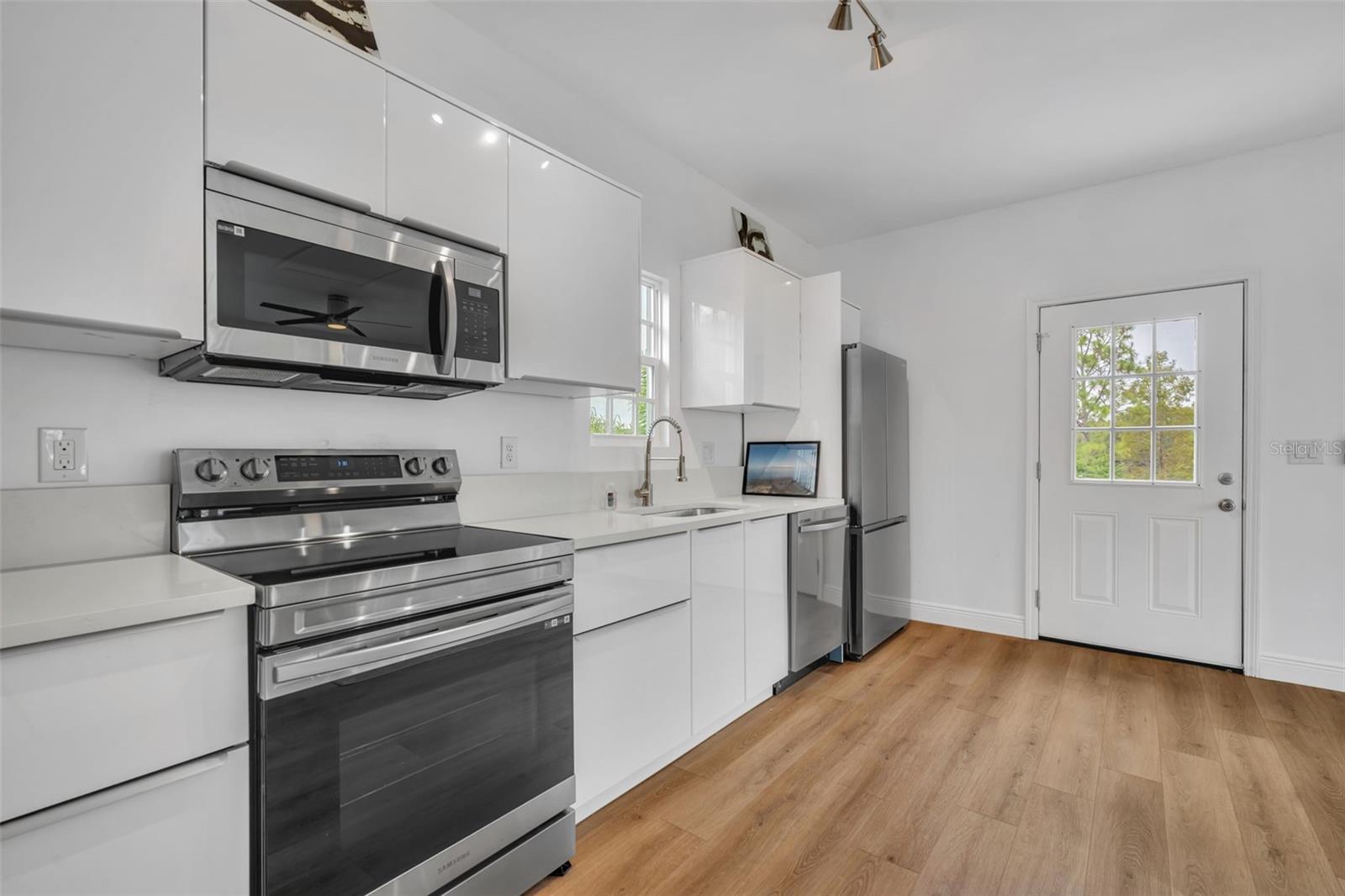 CELEBRATION EAST VILLAGE UNIT 1 - Residential