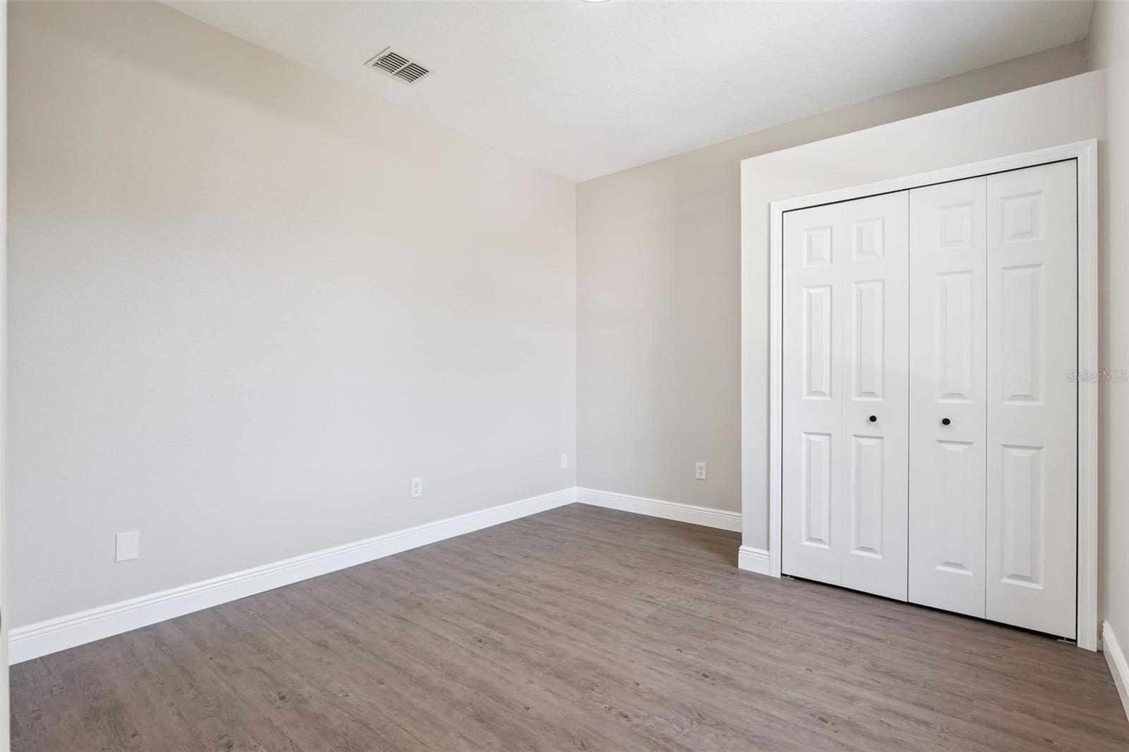 WOODSONG - Residential