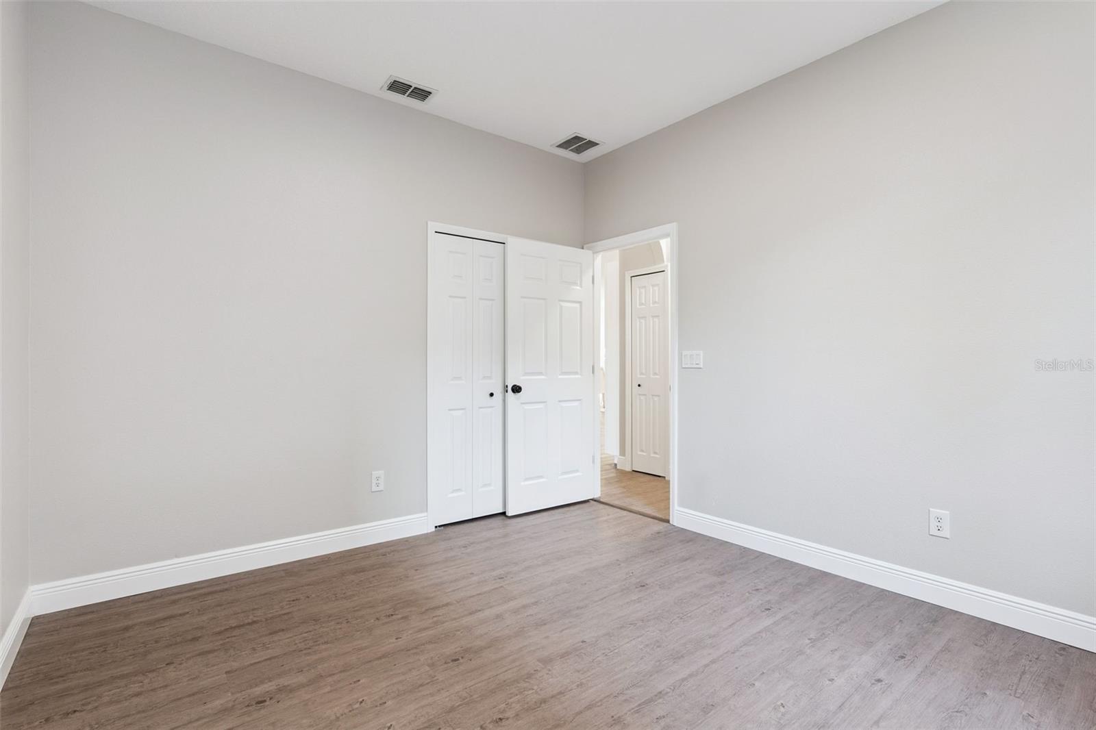 WOODSONG - Residential