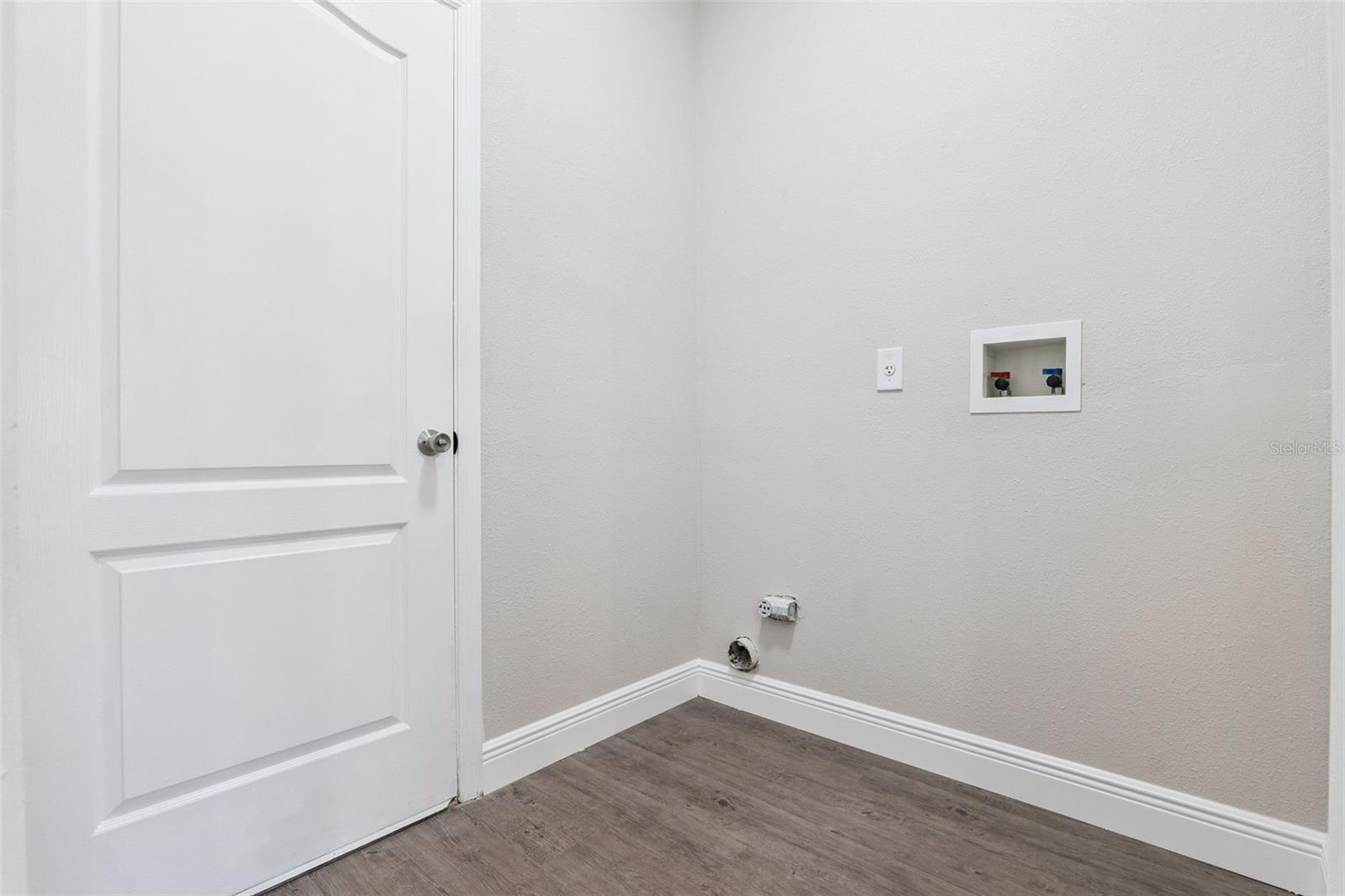 WOODSONG - Residential